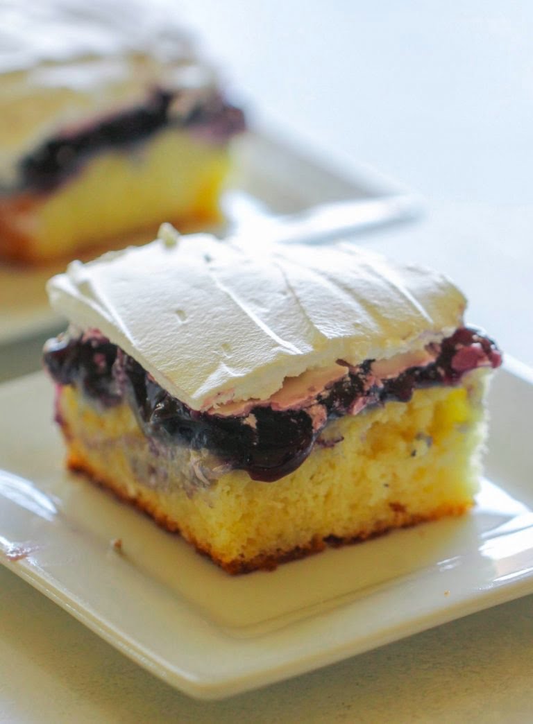 Easy Blueberry Cheesecake Poke Cake Recipe - Maria's Kitchen