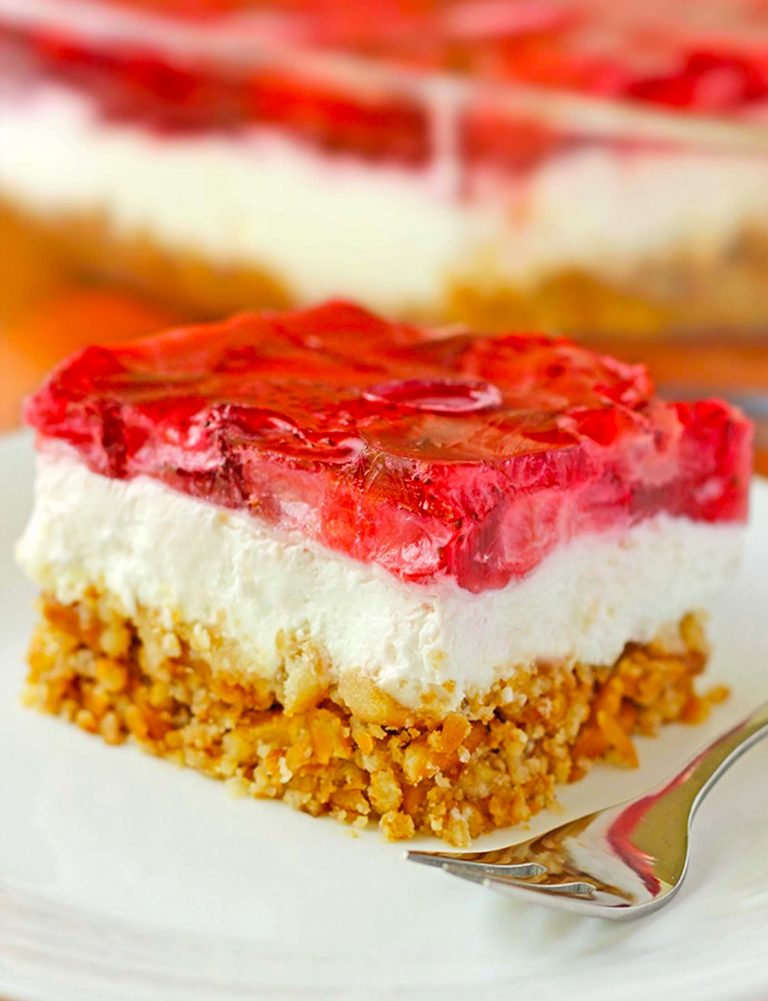Sweet and Salty Strawberry Pretzel Dessert Recipe Maria's Kitchen