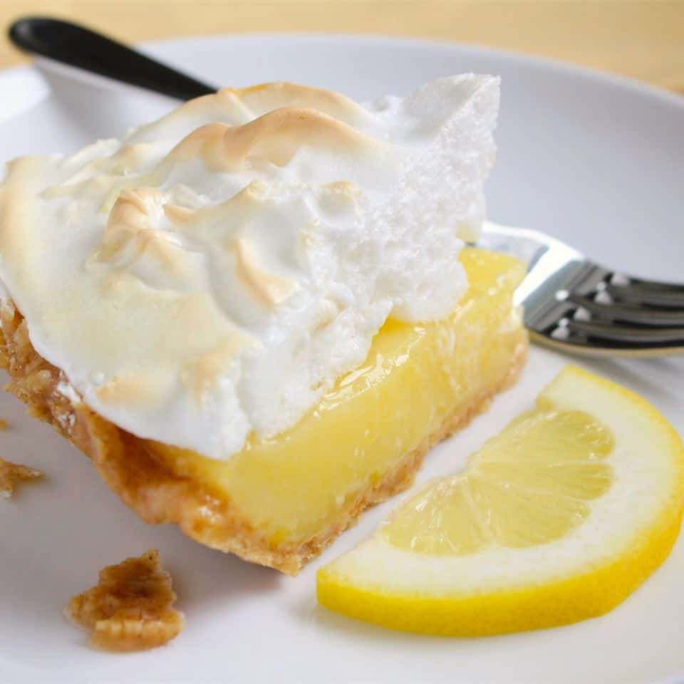 Creamy Lemon Meringue Pie - Maria's Kitchen