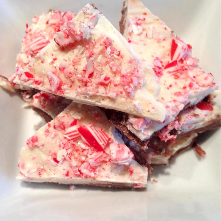 Delicious Milk Chocolate Peppermint Bark - Maria's Kitchen