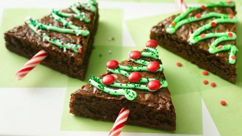 Christmas Tree Brownies - Maria's Kitchen