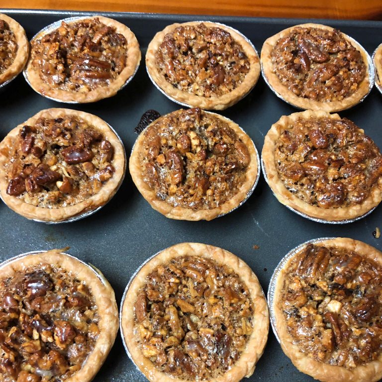 Delicious Mini Pecan Pies Thanksgiving Desserts Maria's Kitchen