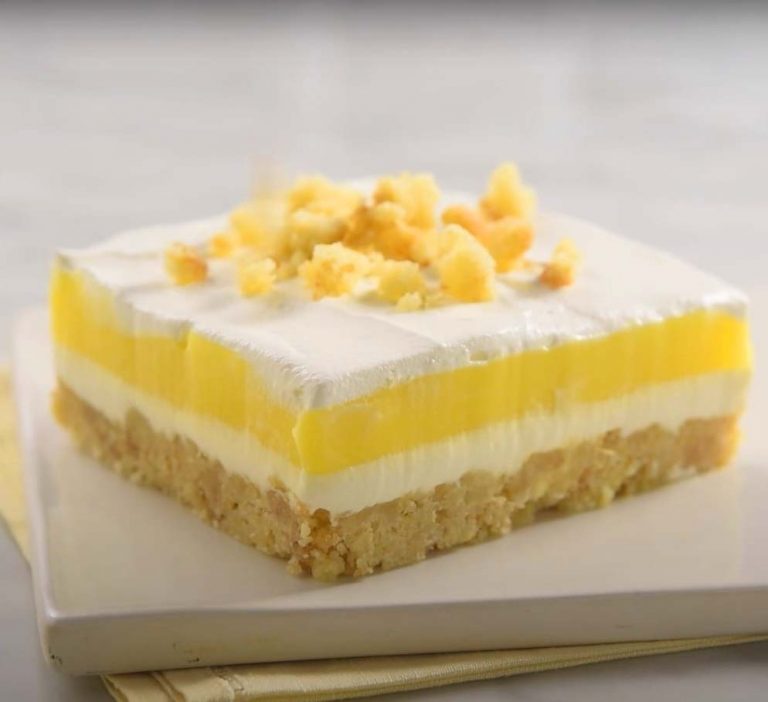 Creamy & Delicious Lemon Lush - Summer Desserts - Maria's Kitchen