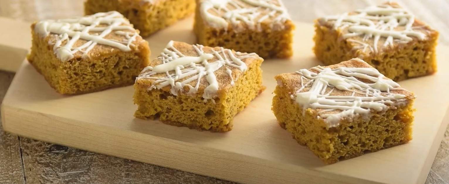 Pumpkin Blondie Cake Mix Bars - Thanksgiving Desserts
