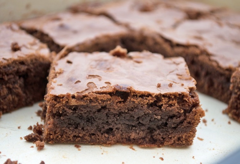 Moist & Delicious Chocolate Brownies