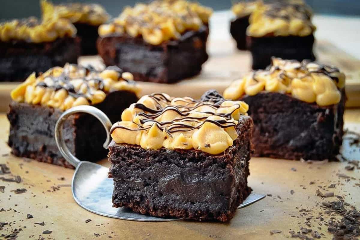 Fudgy & Delicious Chocolate Brownies
