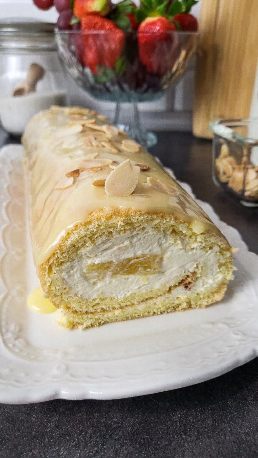 Pineapple Swirl Roll
