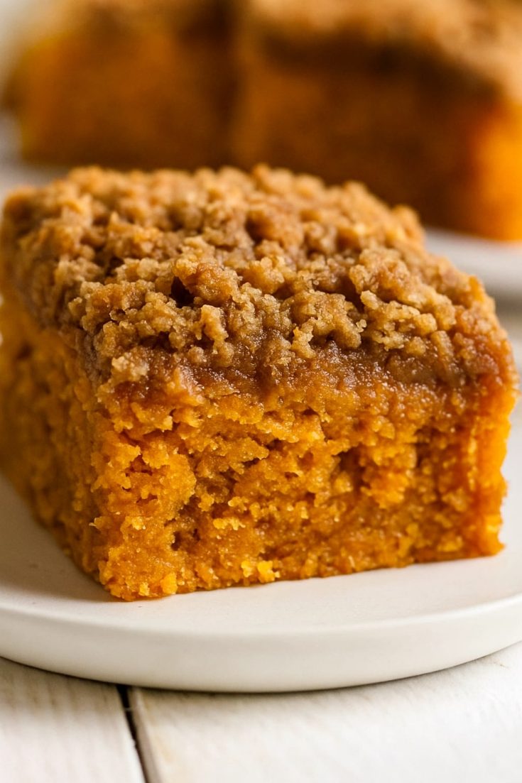 Pumpkin Spice Crumb Cake - Perfect Dessert Recipe for Thanksgiving